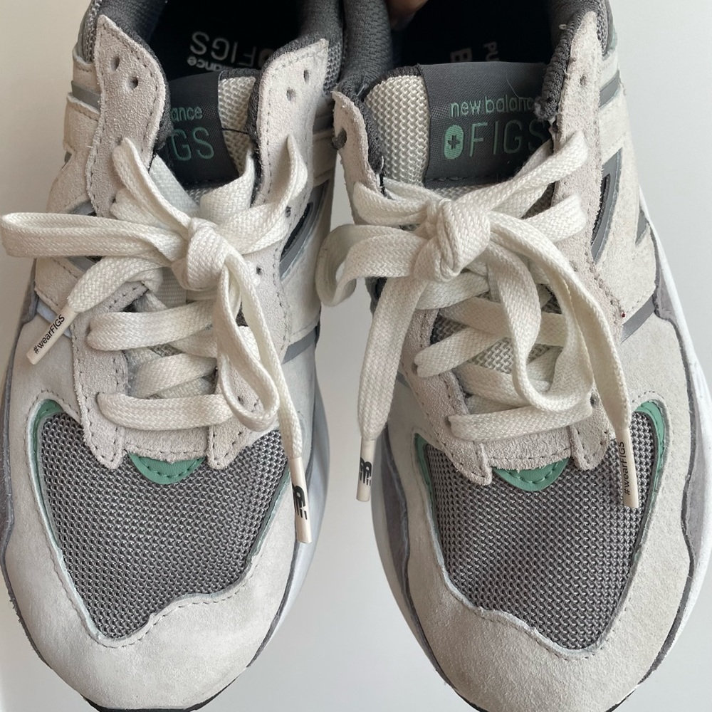 FIGS New Balance 5740, size 6, limited edition colors: grey, white & light teal
